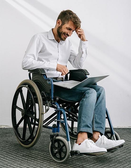 ما هو نوع الكراسي المتحركة المؤهلة للحصول على الرعاية الطبية: دليل كامل من Brother Medical
